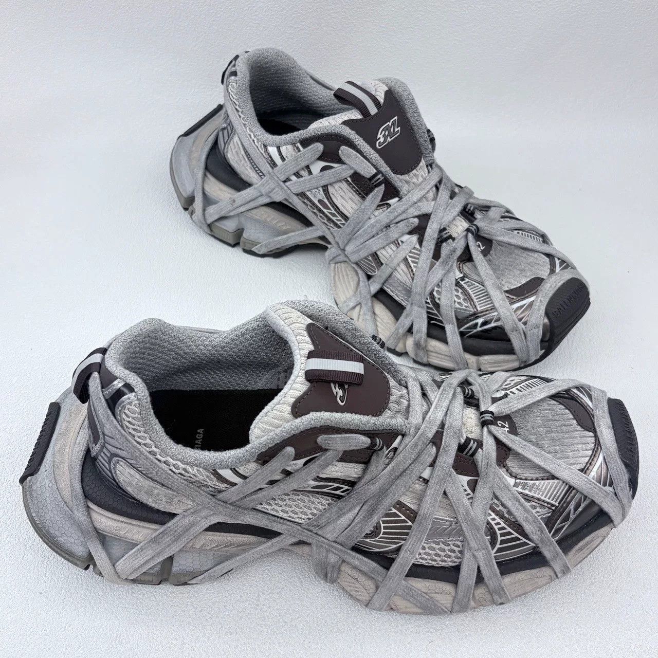 Balenciaga balenciaga 3xl low-top casual shoes gray Size US 9 / EU 42 - 3 Thumbnail