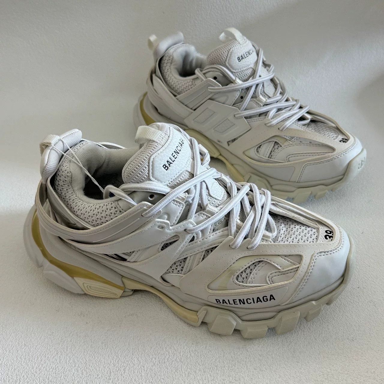 Balenciaga balenciaga track 1.0 dad sneakers in white Size US 8.5 / EU 41-42 - 3 Thumbnail
