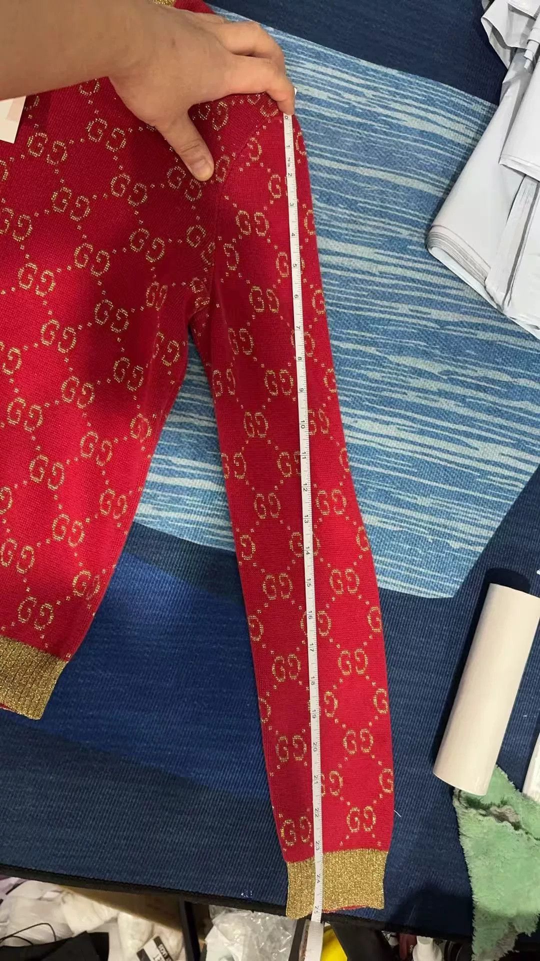 Gucci red gucci logo knit sweater with gold details Size XS / US 0-2 / IT 36-38 - 9 Thumbnail