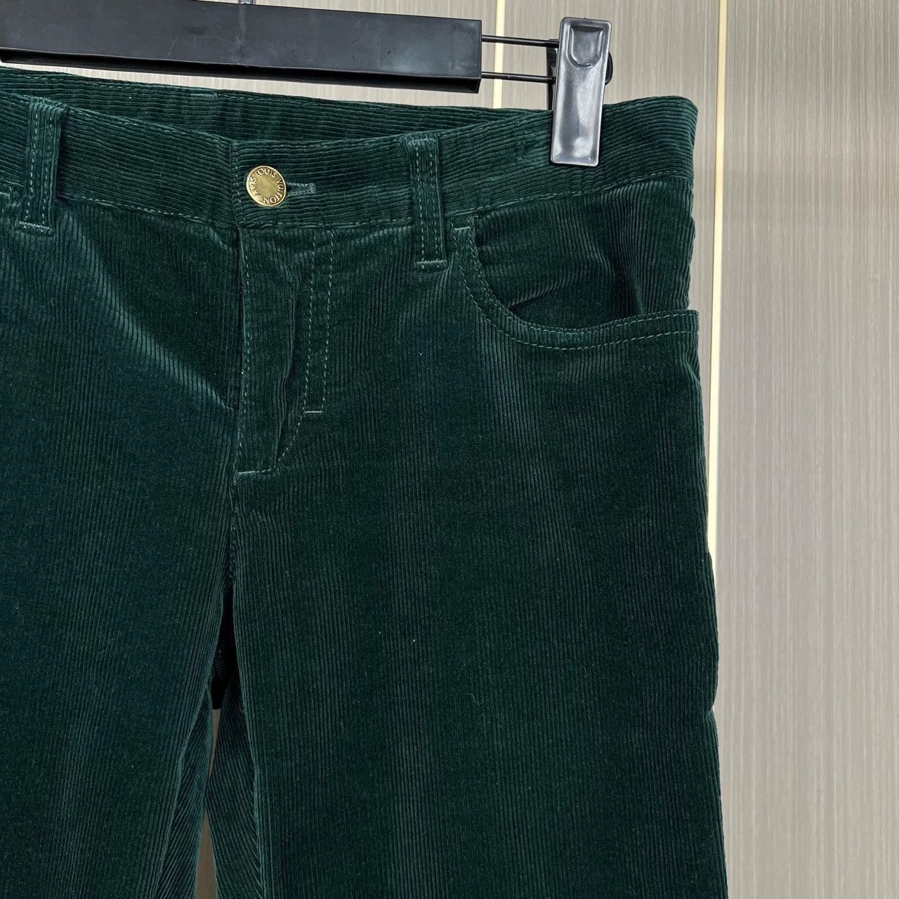 Louis Vuitton Louis Vuitton Velvet Zip Long Pants Size US 40 / EU 56 - 5 Thumbnail