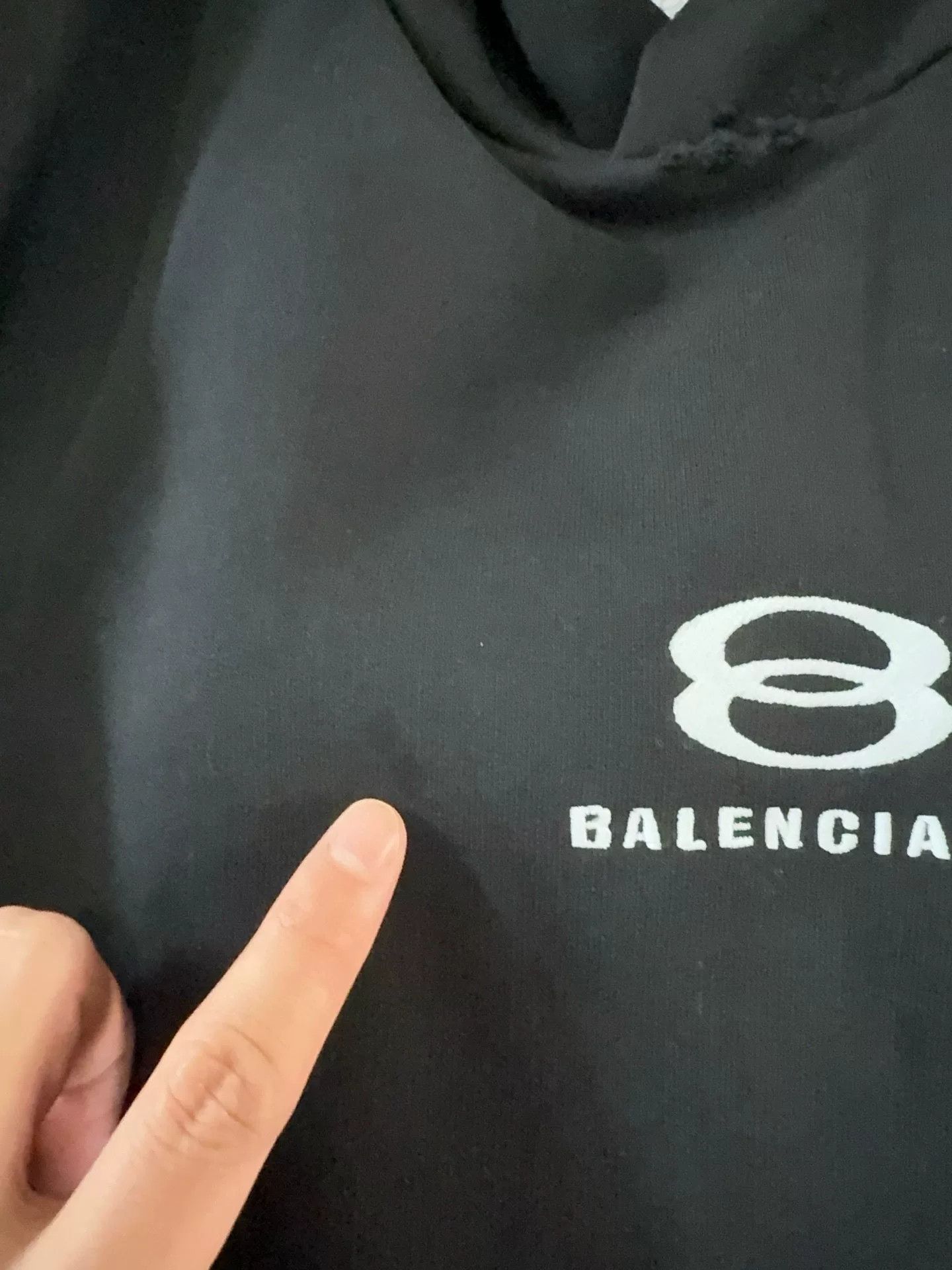 Balenciaga balenciaga double ring distressed hem sweatshirt Size US L / EU 52-54 / 3 - 6 Thumbnail