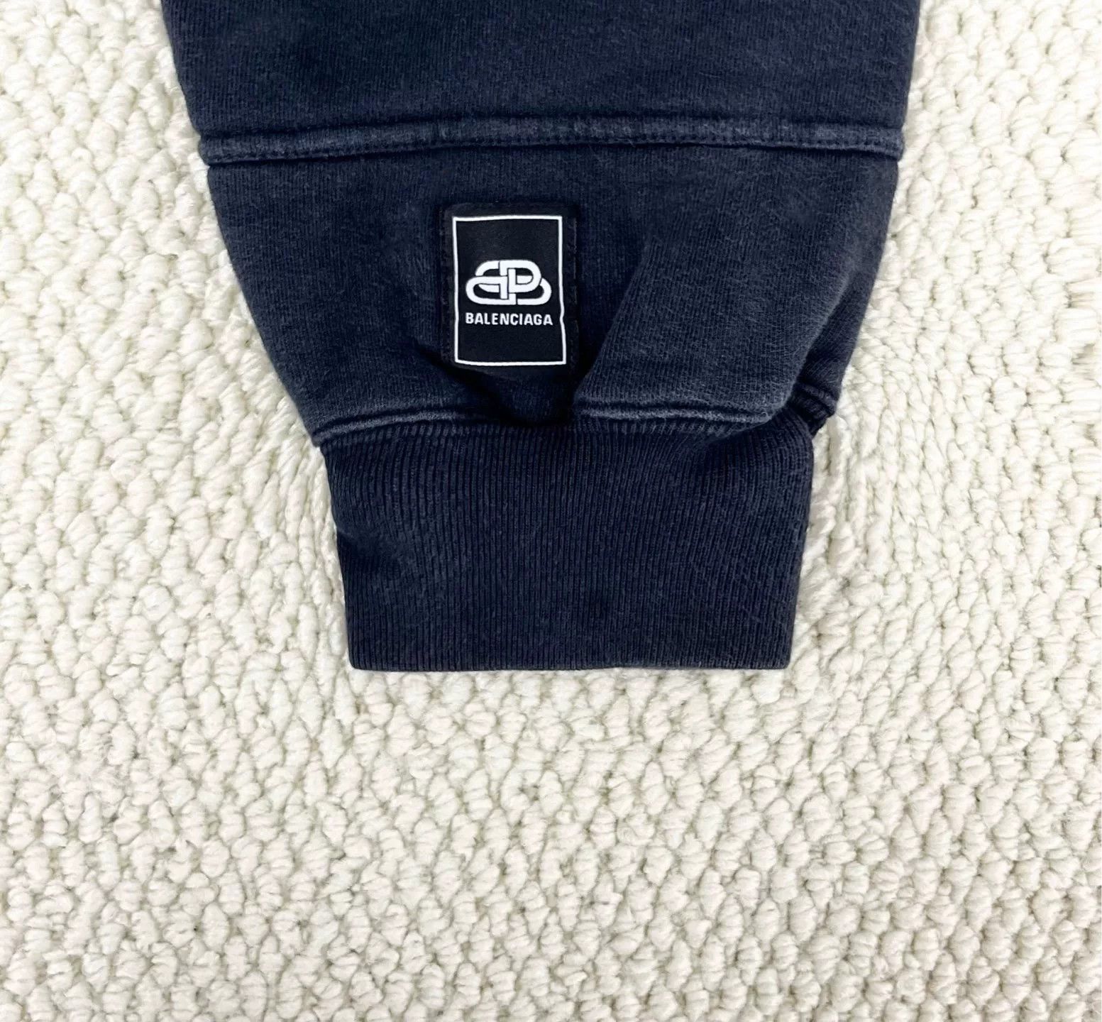 Balenciaga balenciaga black half-zip sweatshirt with logo Size US S / EU 44-46 / 1 - 6 Thumbnail