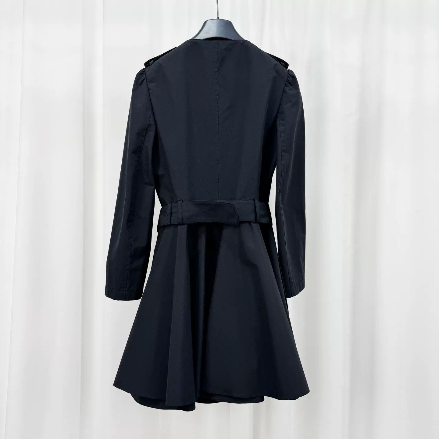 Prada prada black double-breasted trench coat Size M / US 6-8 / IT 42-44 - 2 Thumbnail