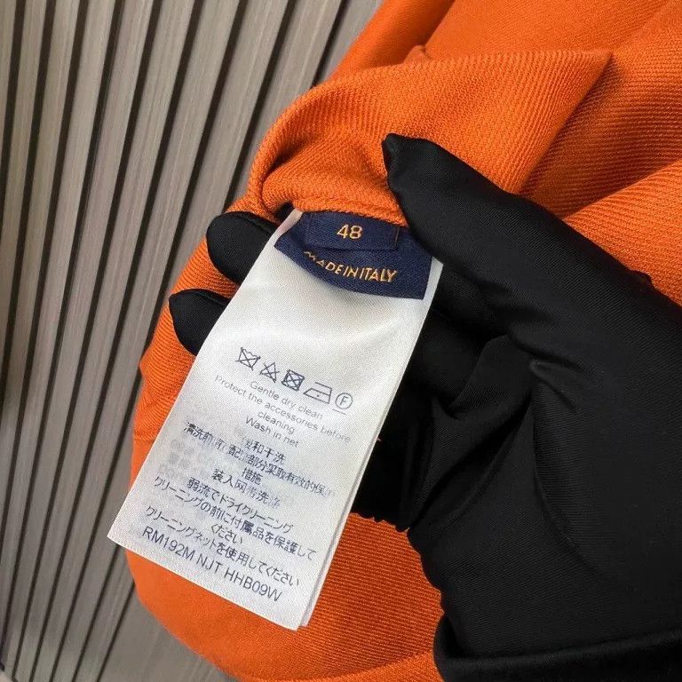 Louis Vuitton louis vuitton multi-pocket orange jacket Size US L / EU 52-54 / 3 - 6 Thumbnail
