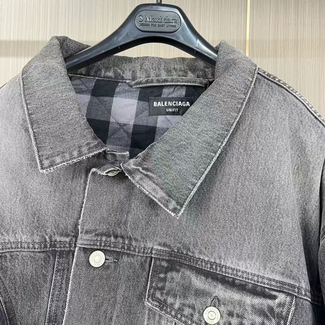 Balenciaga balenciaga denim jacket with irregular pattern Size US M / EU 48-50 / 2 - 3 Thumbnail