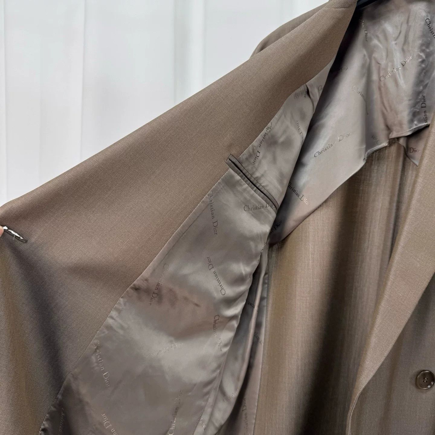 Dior brown double-breasted wool coat by Dior Size US L / EU 52-54 / 3 - 5 Thumbnail