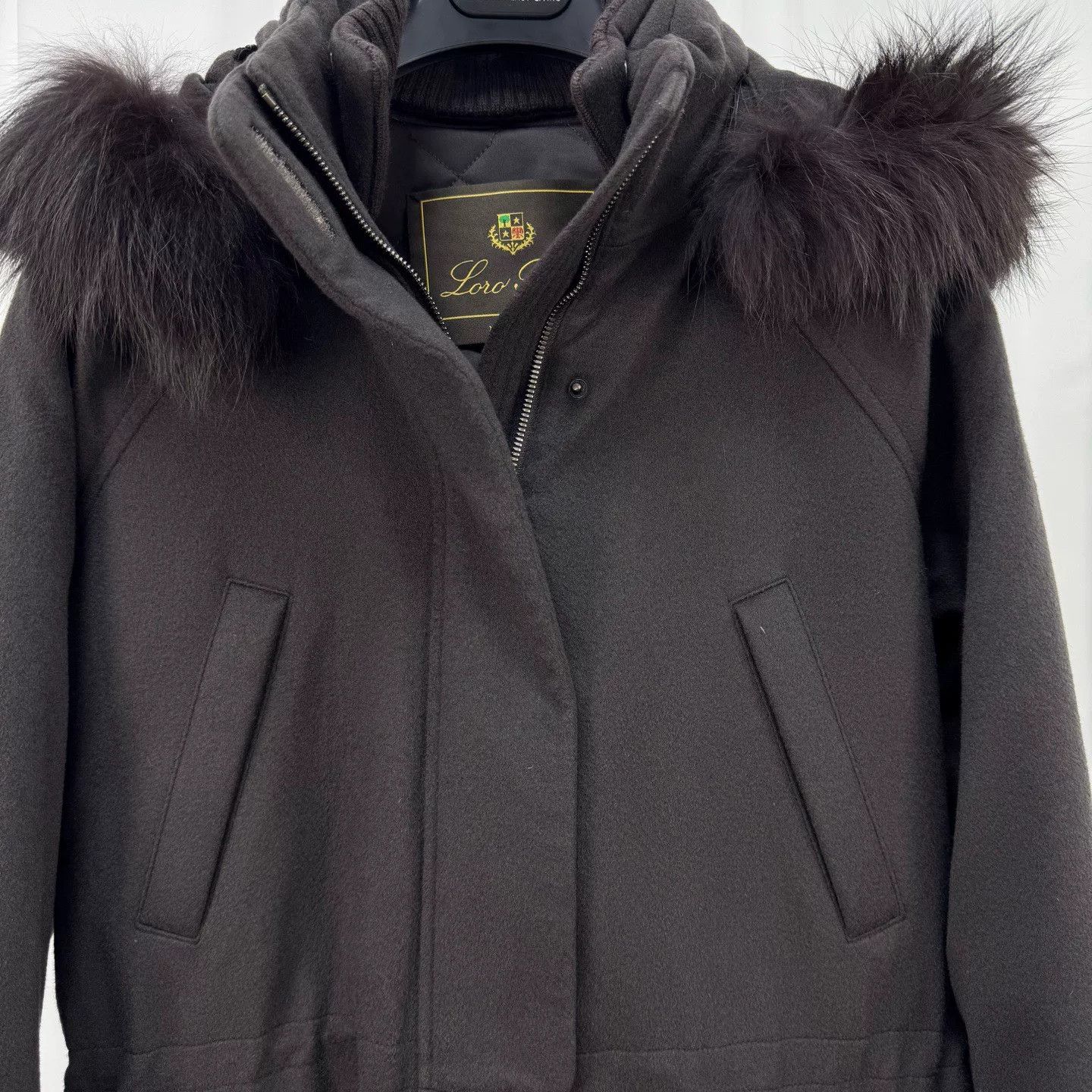 Loro Piana luxurious cashmere coat with fur collar Size M / US 6-8 / IT 42-44 - 3 Thumbnail