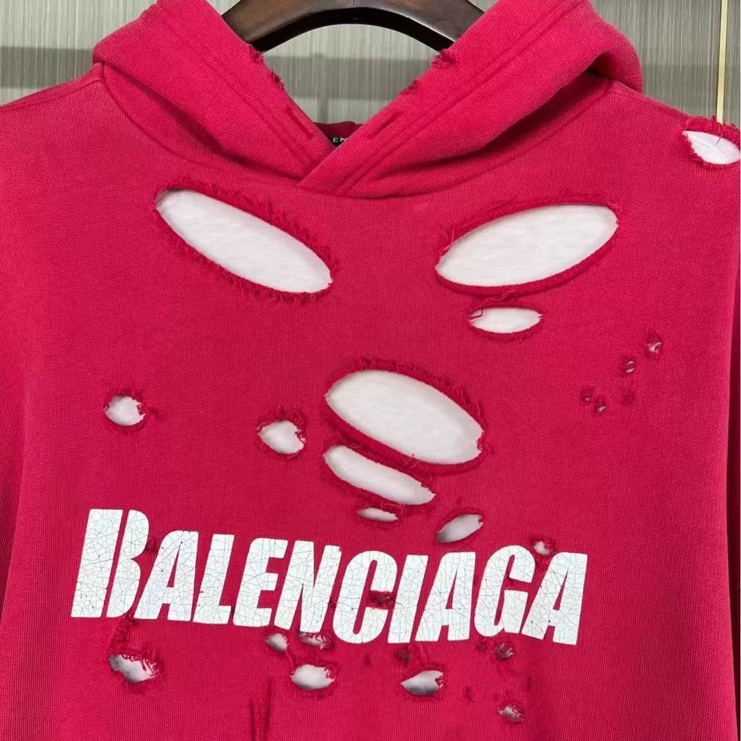 Balenciaga balenciaga red logo distressed hoodie Size US XS / EU 42 / 0 - 3 Thumbnail