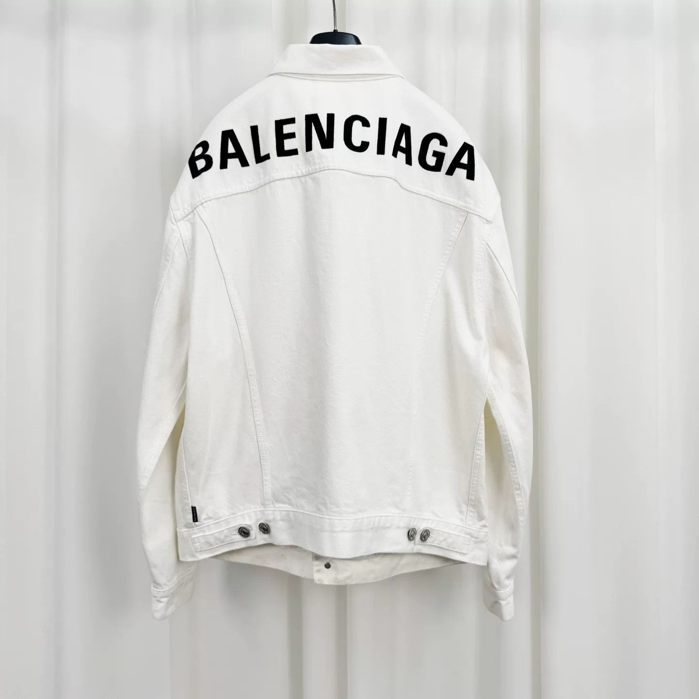 Balenciaga Balenciaga White Denim Jacket with Embroidery Size US M / EU 48-50 / 2 - 2 Thumbnail