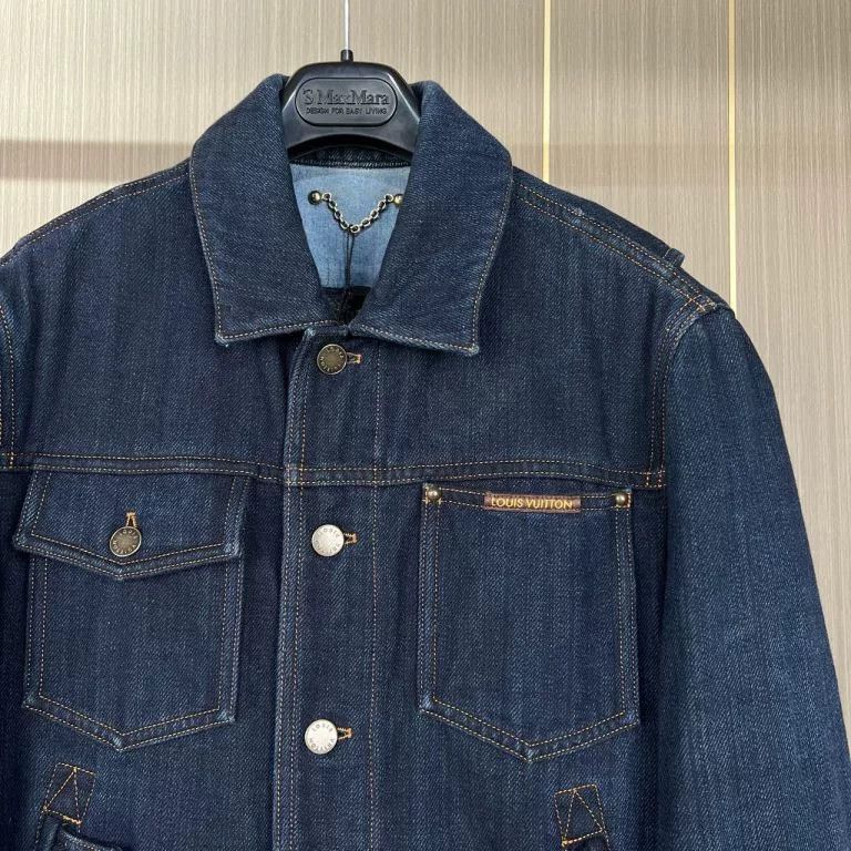 Louis Vuitton louis vuitton denim jacket size 44 Size US M / EU 48-50 / 2 - 3 Thumbnail