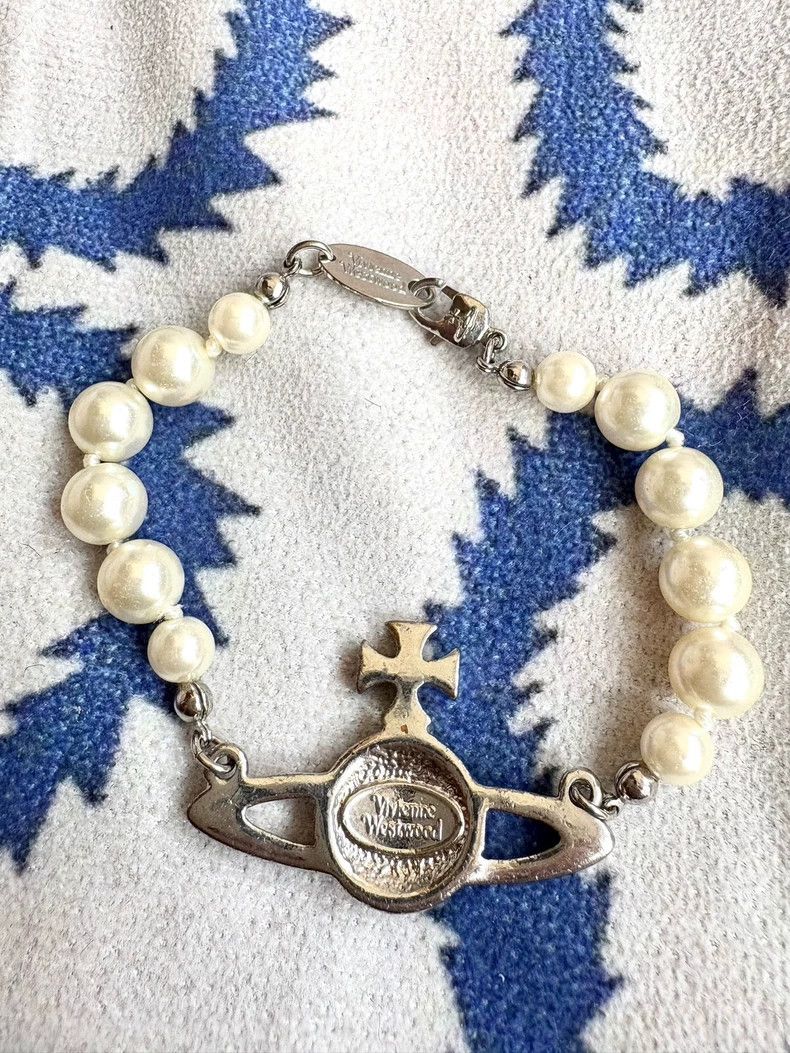 Vivienne Westwood Vivienne Westwood Pink Pearl Saturn Bracelet Size ONE SIZE - 2 Thumbnail