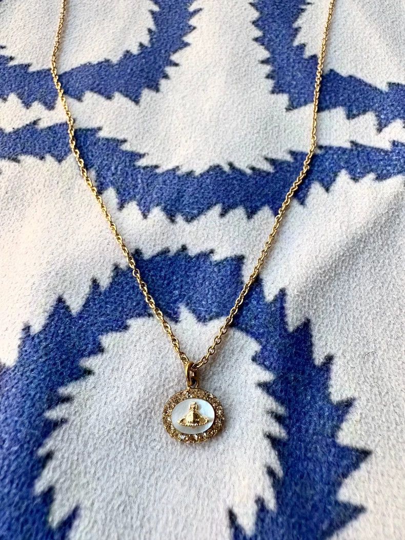 Vivienne Westwood Vivienne Westwood Mother of Pearl Saturn Necklace Size ONE SIZE - 2 Thumbnail