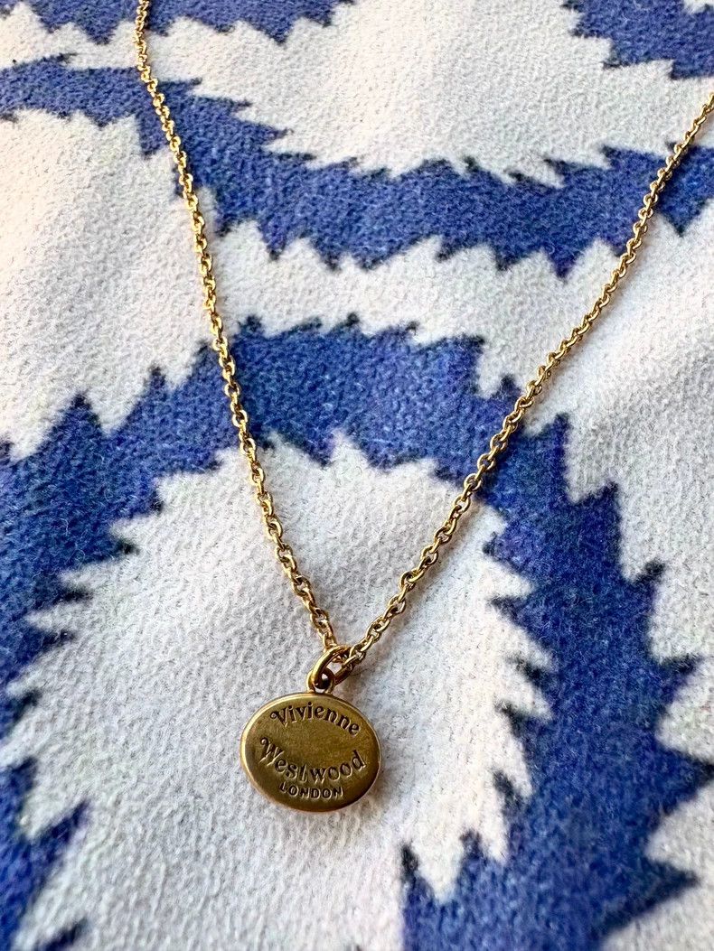 Vivienne Westwood Vivienne Westwood Mother of Pearl Saturn Necklace Size ONE SIZE - 5 Thumbnail