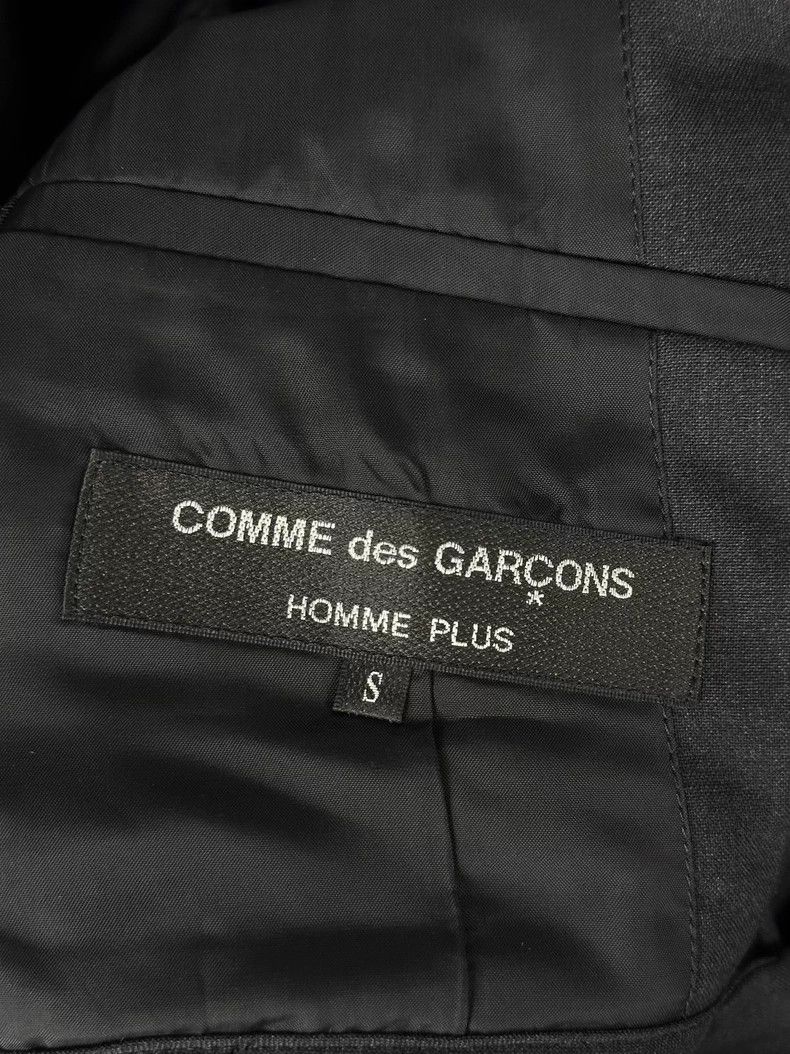 Comme des Garcons Comme des Gargons CDG Distressed Blazer Size US S / EU 44-46 / 1 - 4 Thumbnail