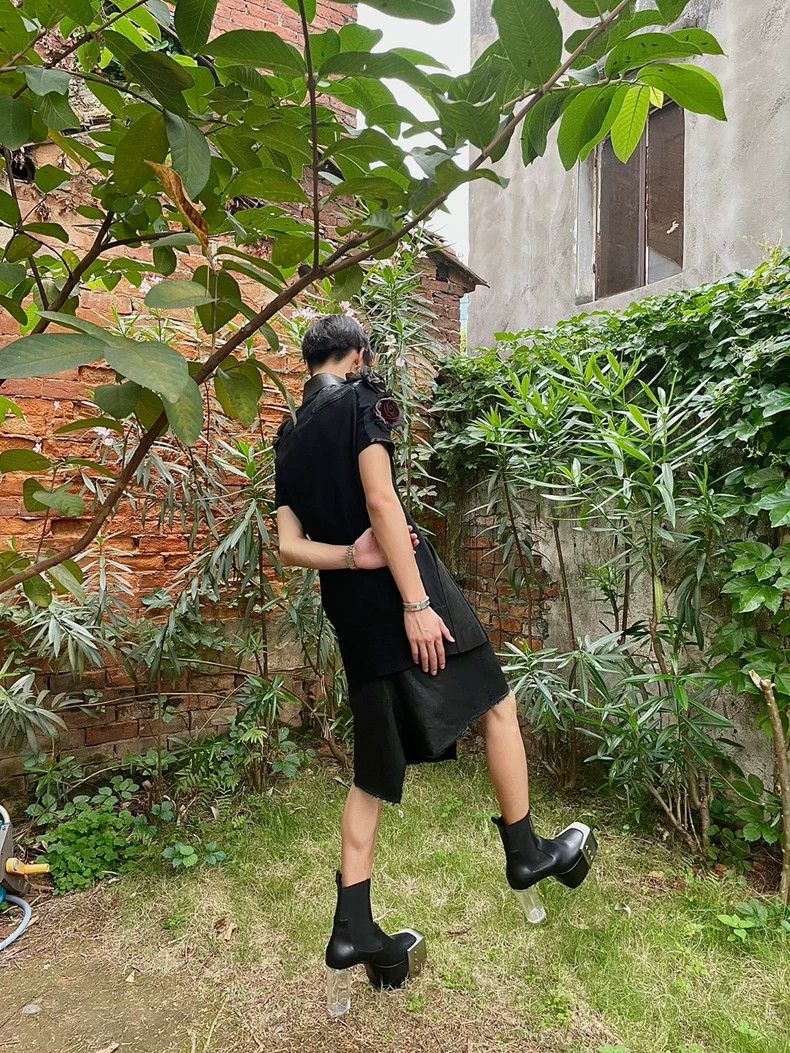 Rick Owens Rick Owens ss19 babel black waxed shorts Size US 31 - 6 Thumbnail
