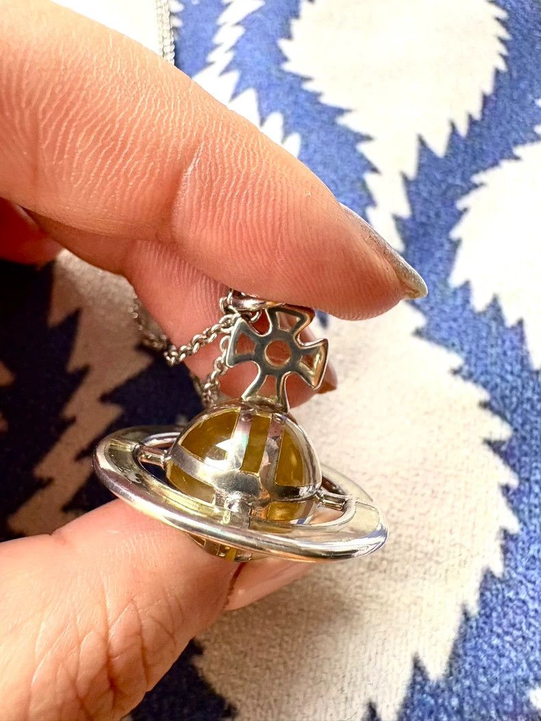 Vivienne Westwood Vivienne Westwood Orb Pendant Necklace Size ONE SIZE - 3 Thumbnail