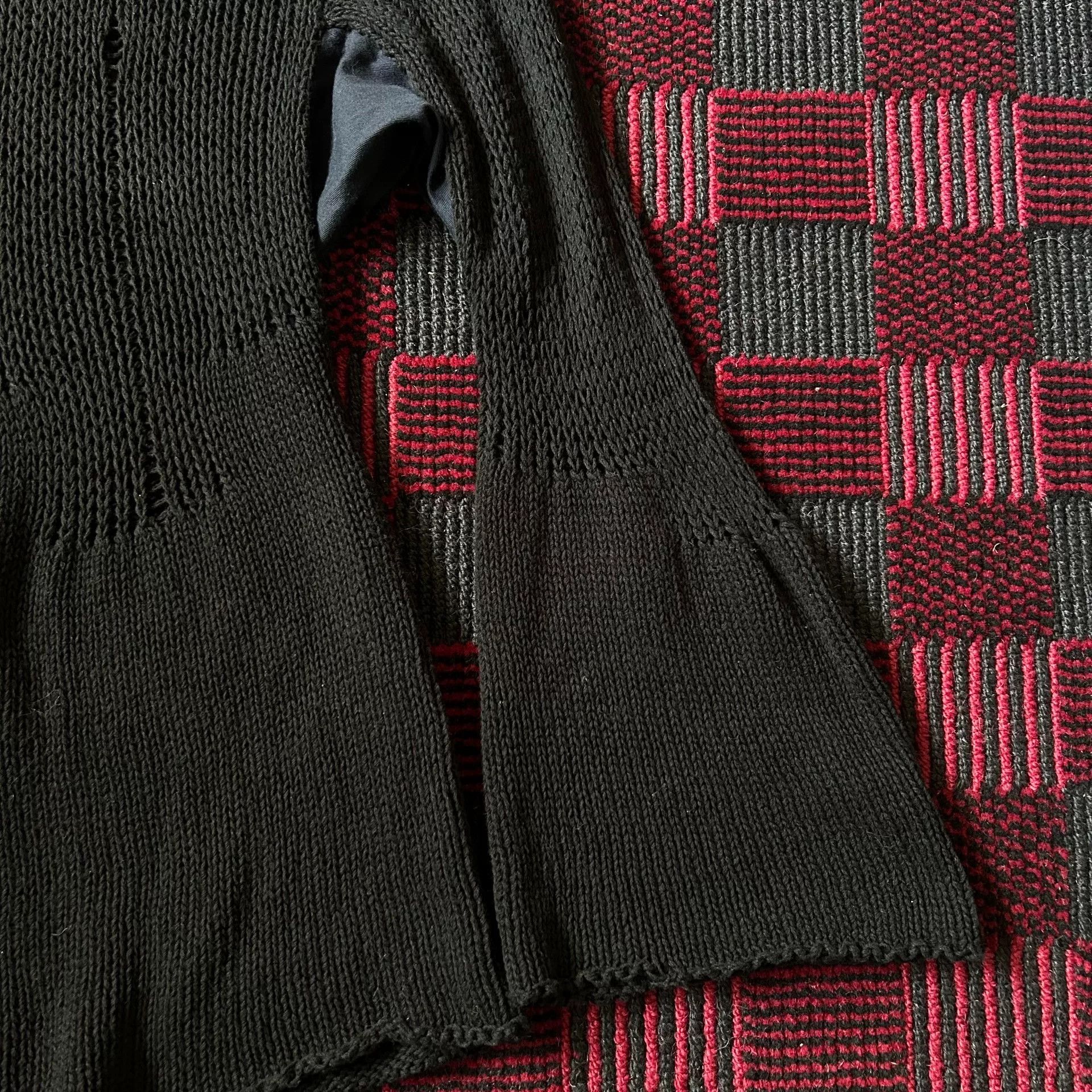 Vivienne Westwood Vivienne Westwood Vintage Hole Knit Top Size US XS / EU 42 / 0 - 5 Thumbnail