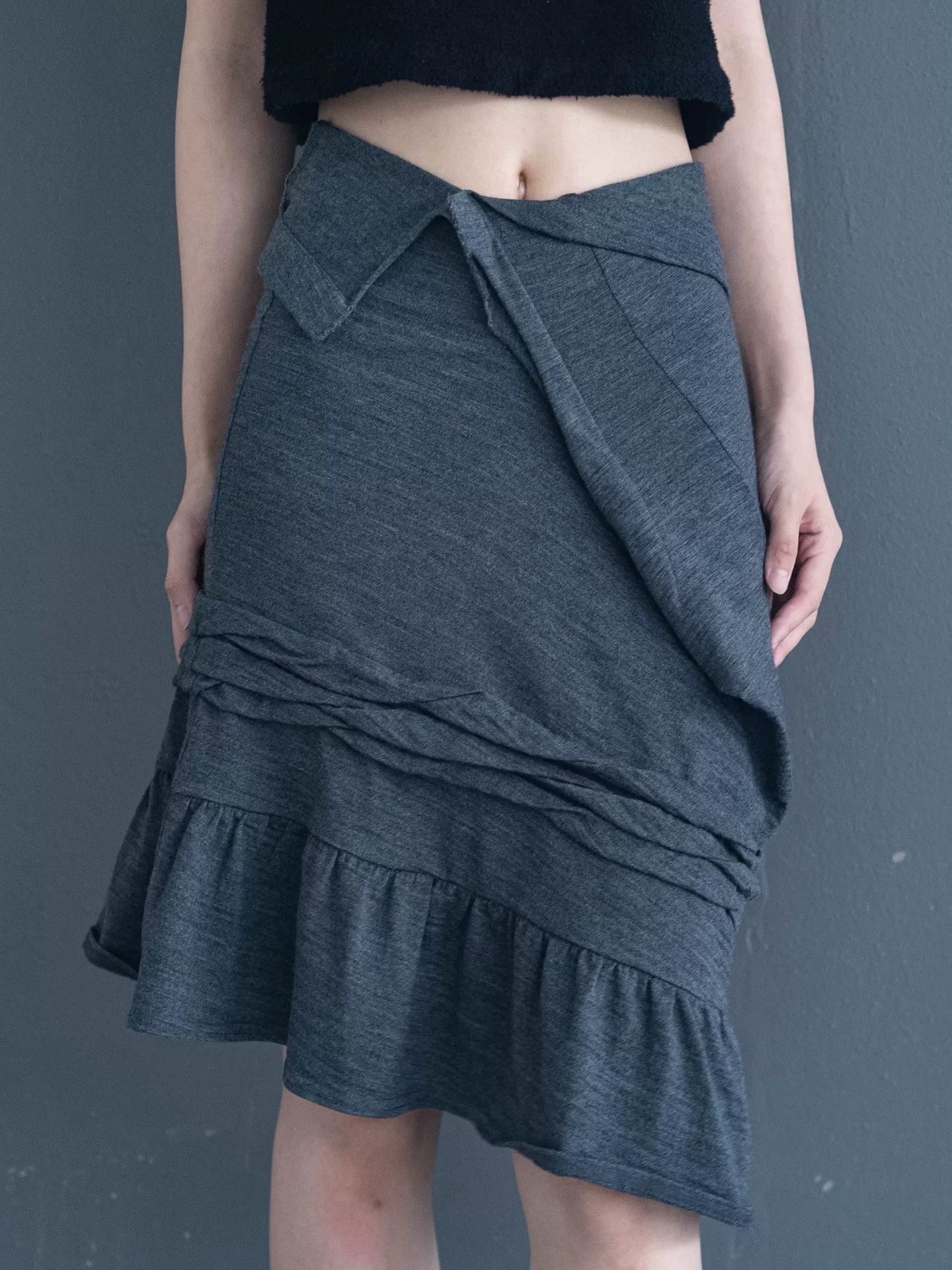 Junya Watanabe junya watanabe gray irregular wool skirt Size US 27 - 6 Thumbnail
