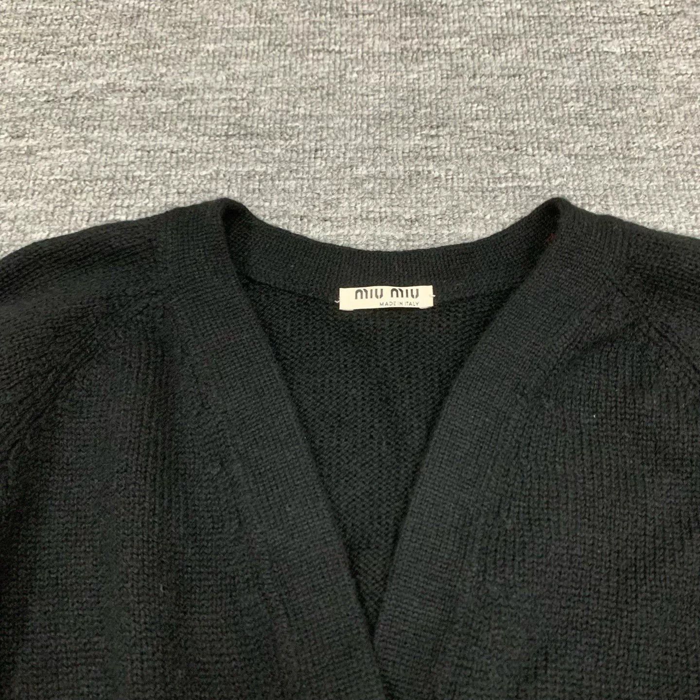 Miu Miu Miu Miu Black Cashmere Short Cardigan Size US M / EU 48-50 / 2 - 7 Thumbnail
