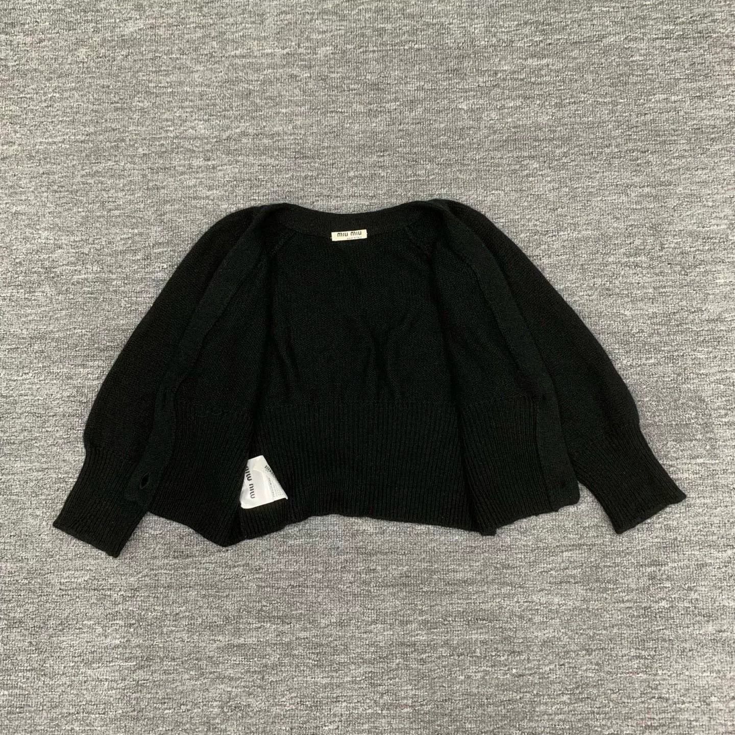 Miu Miu Miu Miu Black Cashmere Short Cardigan Size US M / EU 48-50 / 2 - 6 Thumbnail