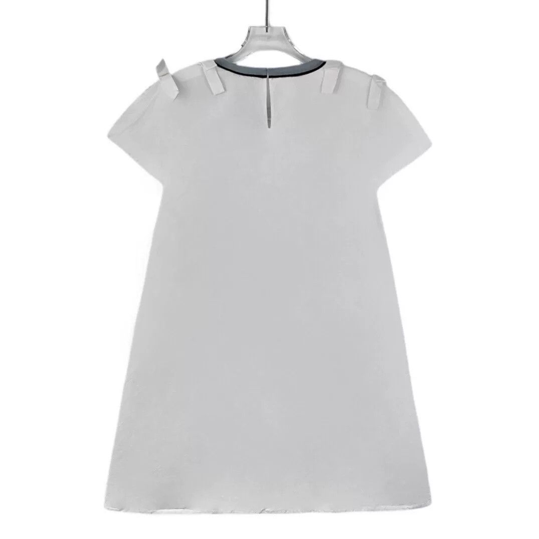 Fendi fendi white short sleeve dress with bow Size US 38 / EU 54 - 2 Thumbnail