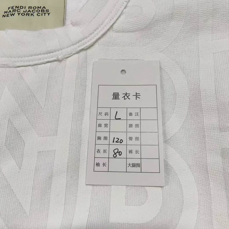 Fendi FENDI Men's All-over Print Short Sleeve T-shirt Size US M / EU 48-50 / 2 - 7 Thumbnail