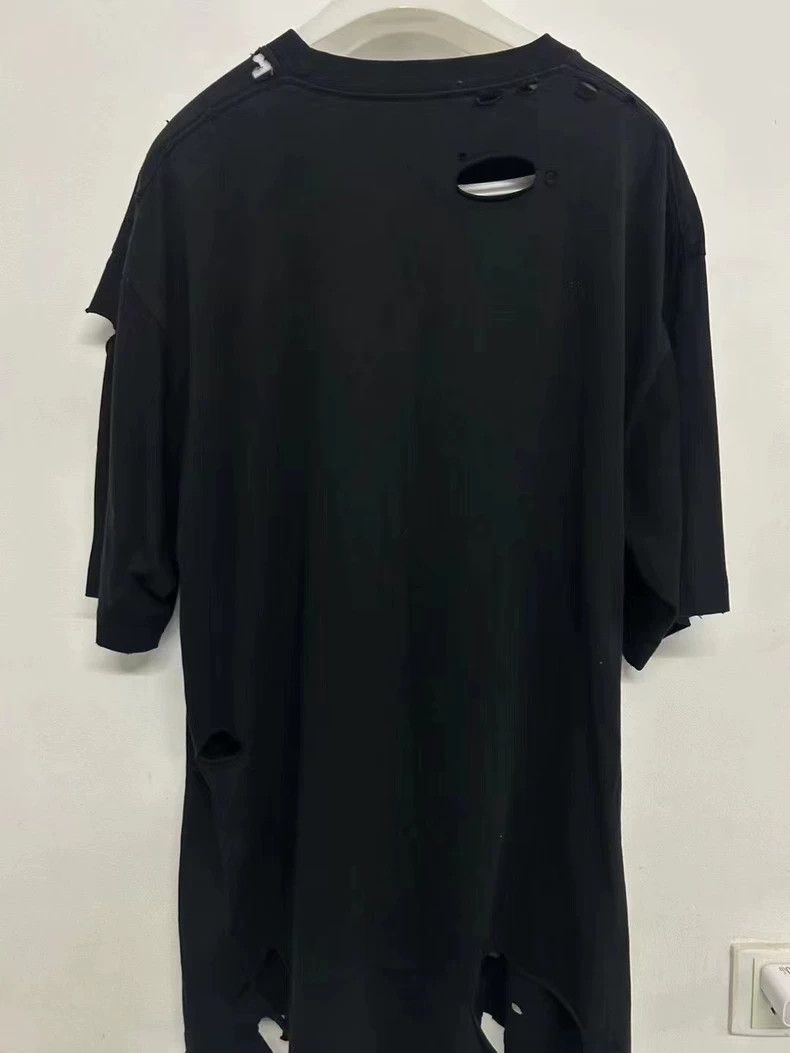 Balenciaga Balenciaga Distressed Letter Short Sleeve Size US XS / EU 42 / 0 - 2 Thumbnail