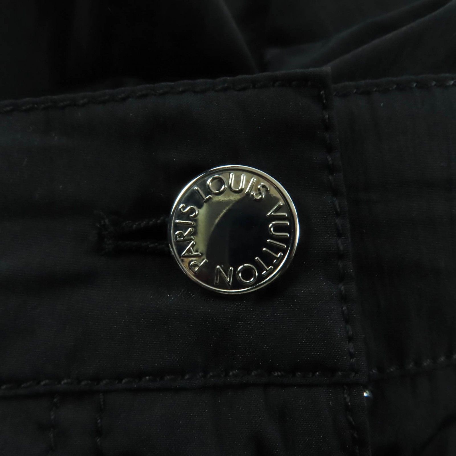 Louis Vuitton Louis Vuitton Louis Vuitton Polyester Pants Others Pants DUTY FREE for USA Size ONE SIZE - 9 Thumbnail