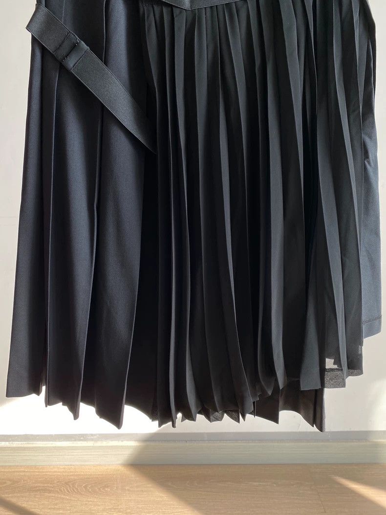 Comme des Garcons COMME des GARCONS Asymmetric Pleated Skirt Size US 26 / EU 42 - 4 Thumbnail