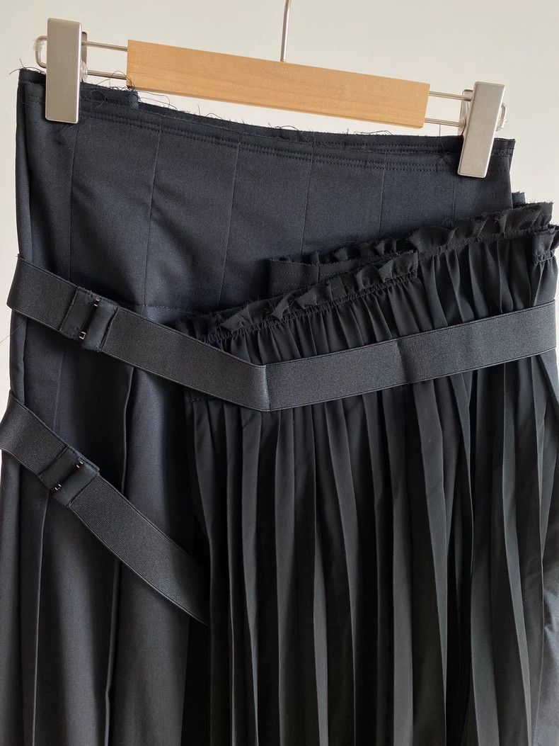 Comme des Garcons COMME des GARCONS Asymmetric Pleated Skirt Size US 26 / EU 42 - 3 Thumbnail