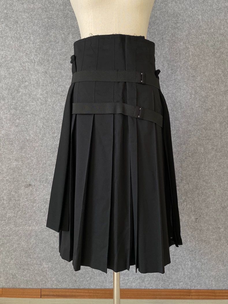 Comme des Garcons COMME des GARCONS Asymmetric Pleated Skirt Size US 36 / EU 52 - 5 Thumbnail