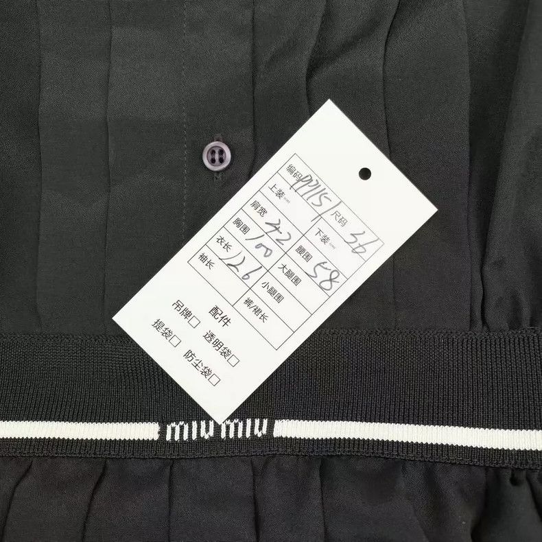 Miu Miu Miu Miu Black Logo Short Sleeve Dress Size US S / EU 44-46 / 1 - 6 Thumbnail