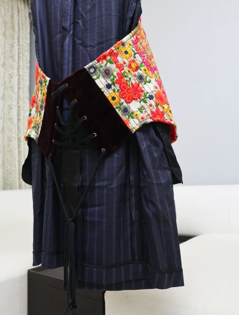 Comme des Garcons Comme des Garcons Embroidered Waistcoat Size US S / EU 44-46 / 1 - 4 Thumbnail