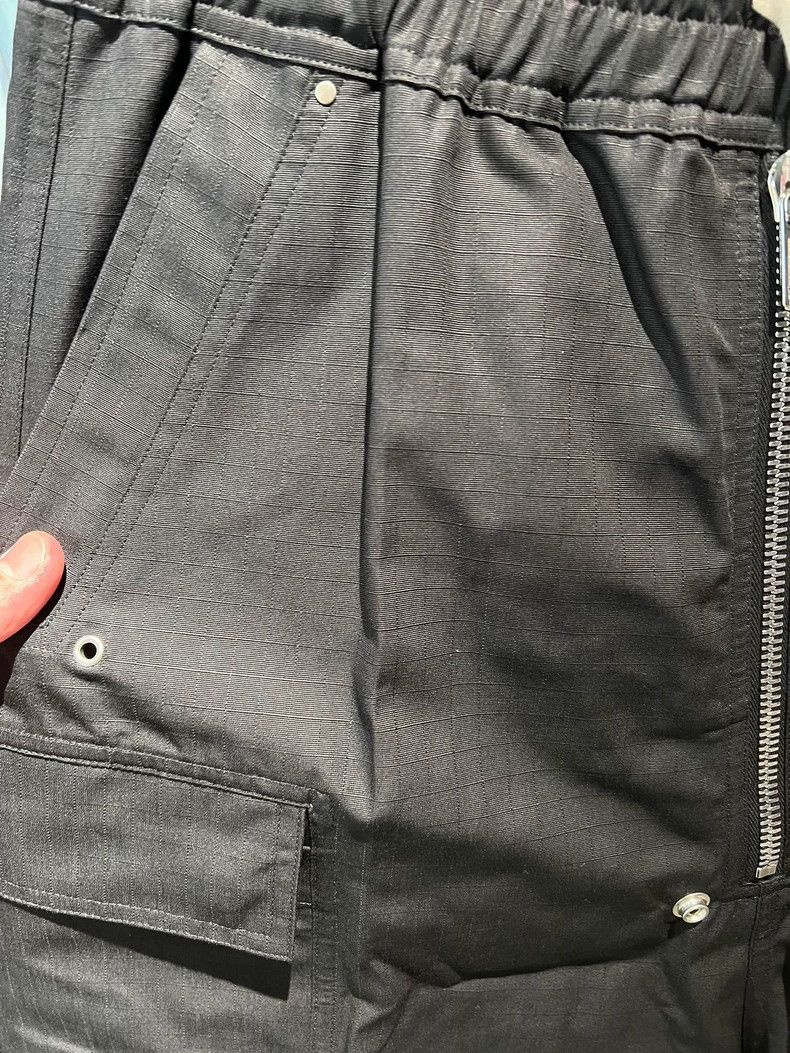 Rick Owens Rick Owens Men's Black Ripstop Pocket Shorts Size US 31 - 9 Thumbnail