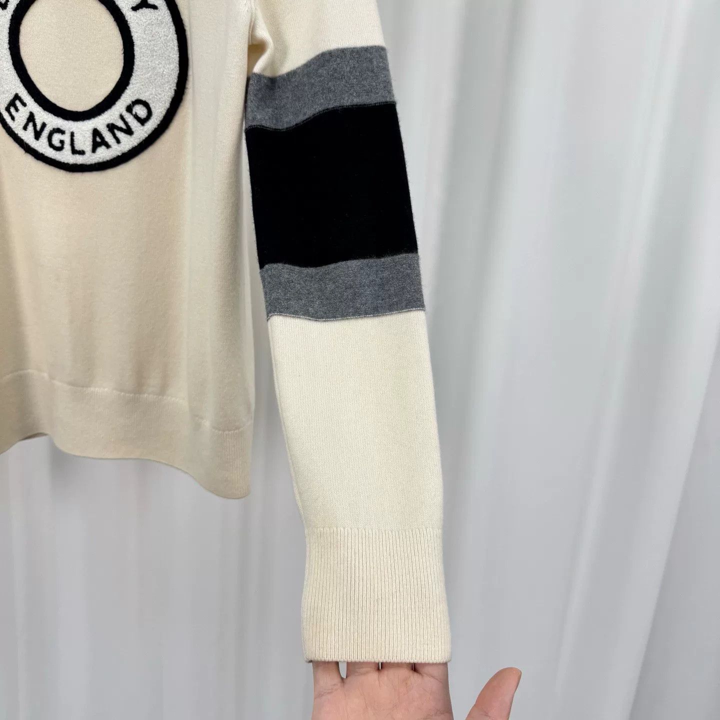 Burberry Burberry Flocked Logo Cashmere Sweater Size US XXS / EU 40 - 4 Thumbnail