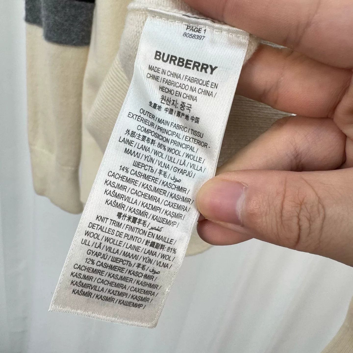 Burberry Burberry Flocked Logo Cashmere Sweater Size US XXS / EU 40 - 6 Thumbnail