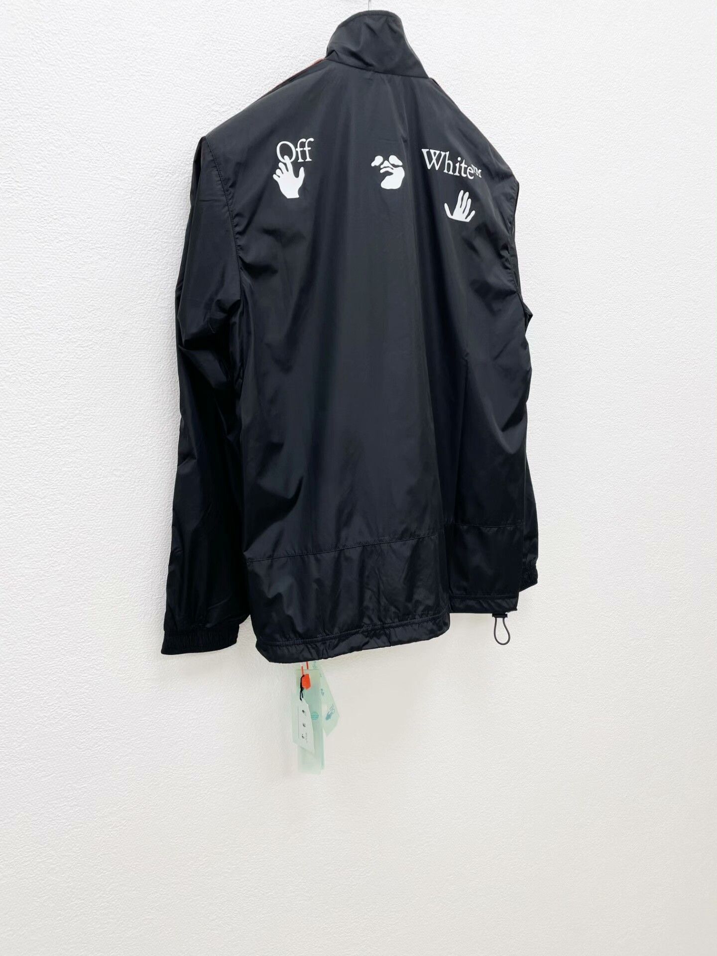 Off-White off-white zip-up jacket with red stripes Size US XS / EU 42 / 0 - 5 Thumbnail