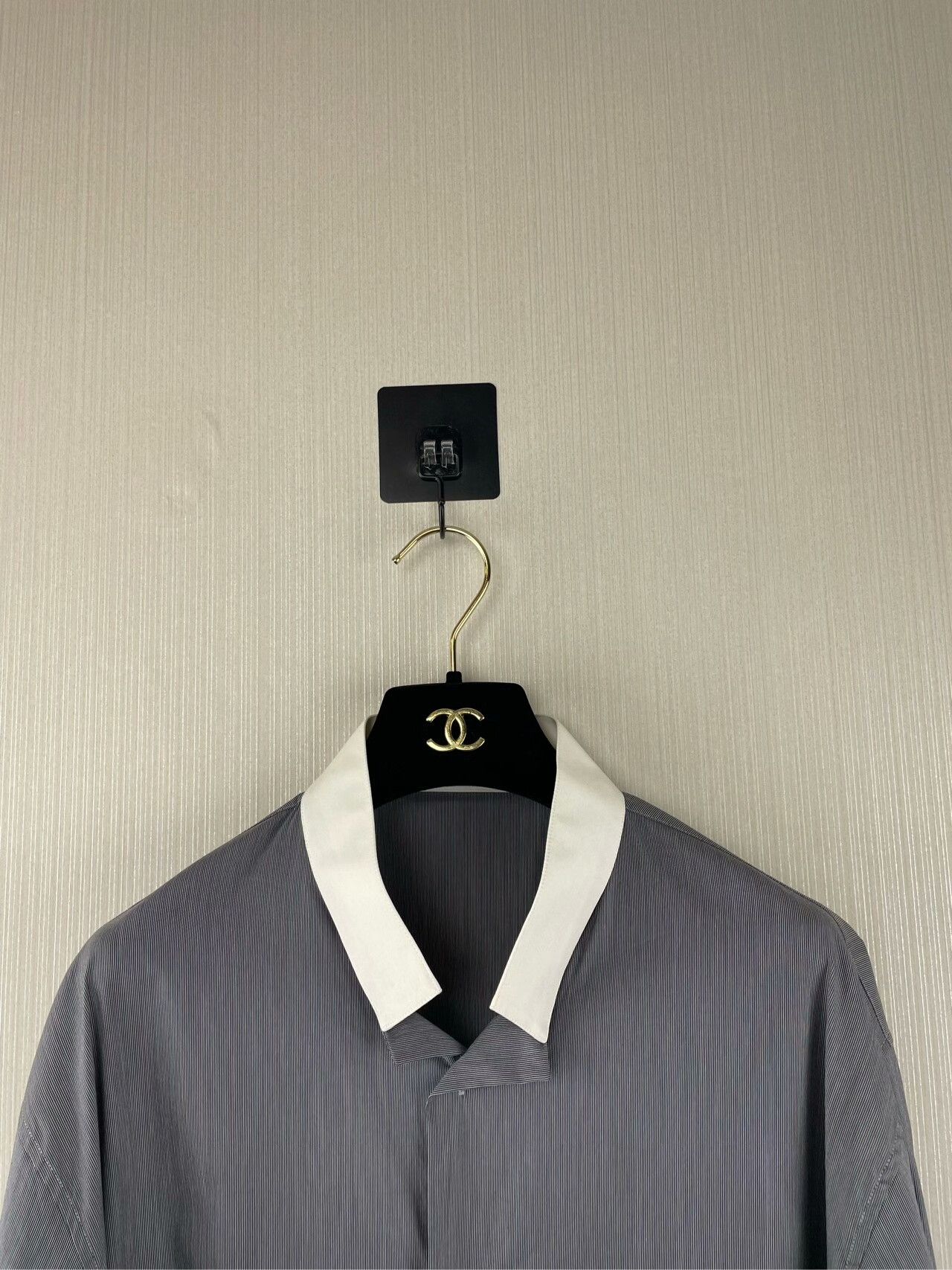 Dior Dior Leather Tag Shirt Size 40 Size US M / EU 48-50 / 2 - 5 Thumbnail