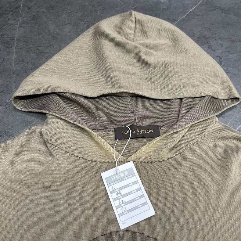 Louis Vuitton Louis Vuitton Embroidered Logo Hoodie Size US L / EU 52-54 / 3 - 3 Thumbnail