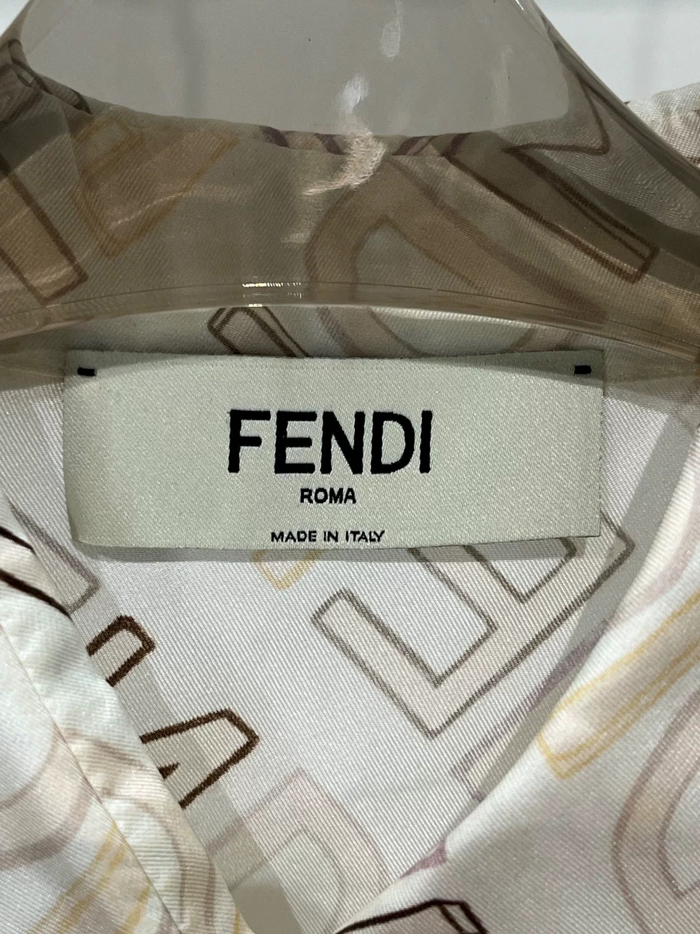 Fendi Fendi Silk Logo Short Shirt Top Size US XS / EU 42 / 0 - 2 Thumbnail