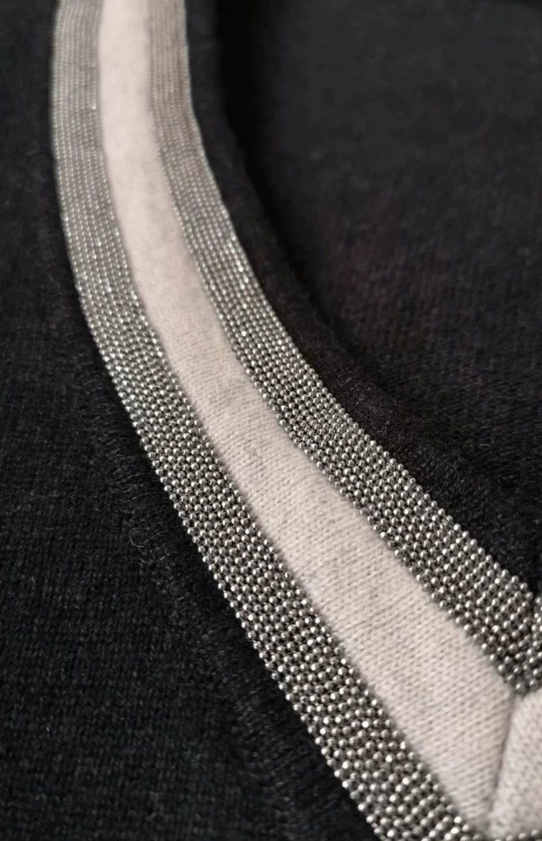 Brunello Cucinelli Brunello Cucinelli Gray Beaded V-Neck Cashmere Sweater Size US M / EU 48-50 / 2 - 4 Thumbnail