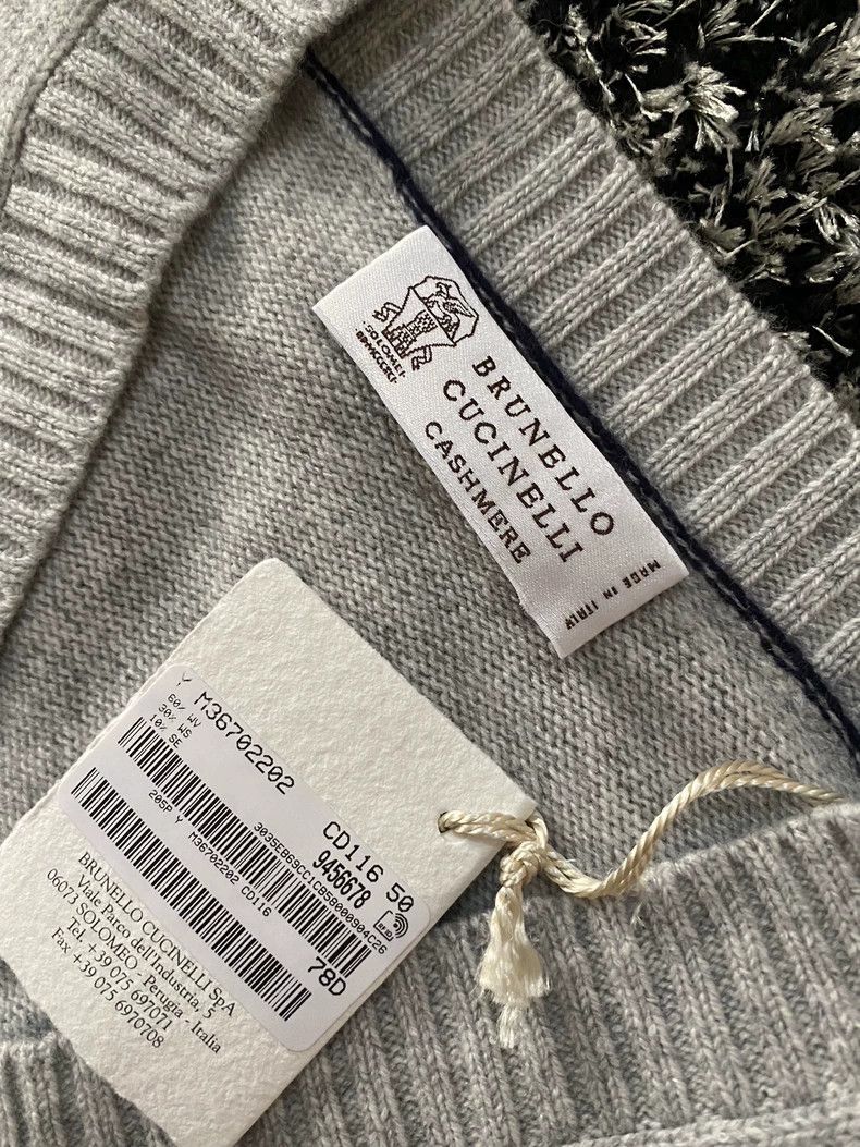 Brunello Cucinelli Brunello Cucinelli Men's V-Neck Sweater Size US L / EU 52-54 / 3 - 5 Thumbnail