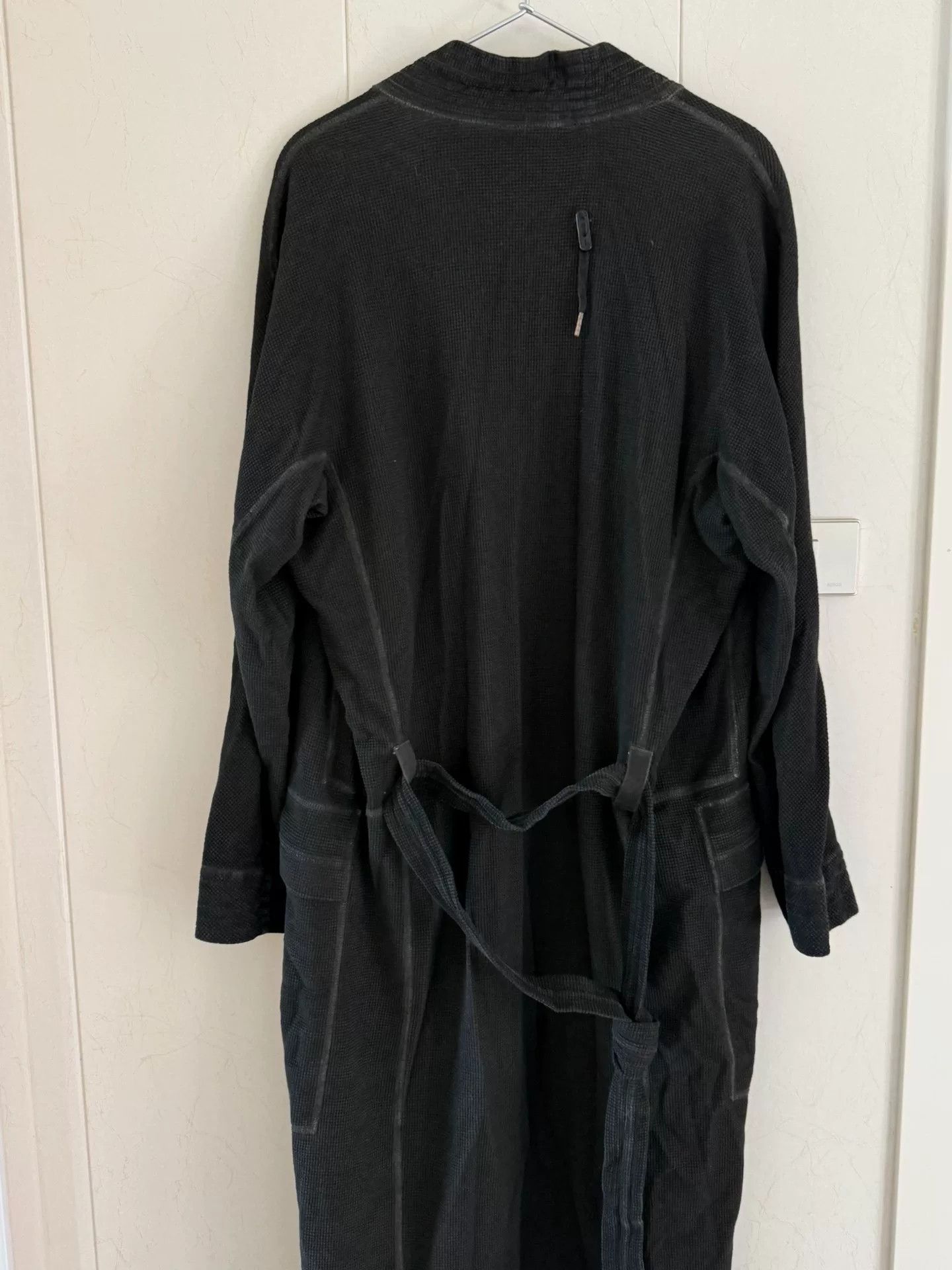 Boris Bidjan Saberi Boris Bidjan Saberi BBS 18SS Long Robe Size US M / EU 48-50 / 2 - 2 Thumbnail