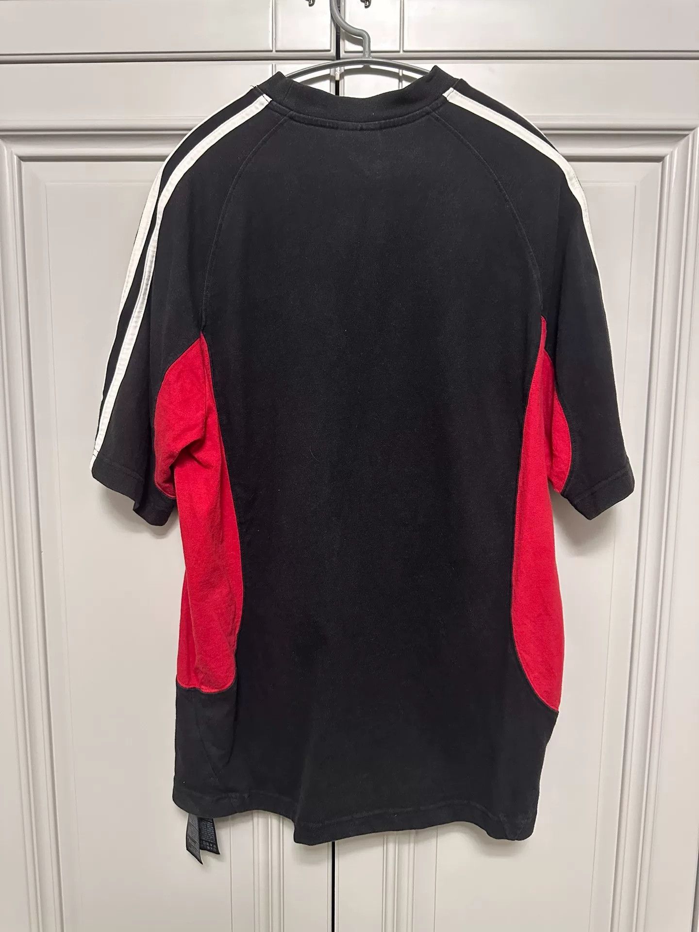 Balenciaga Balenciaga adidas collaboration spliced washed short-sleeve Size US XXS / EU 40 - 2 Thumbnail