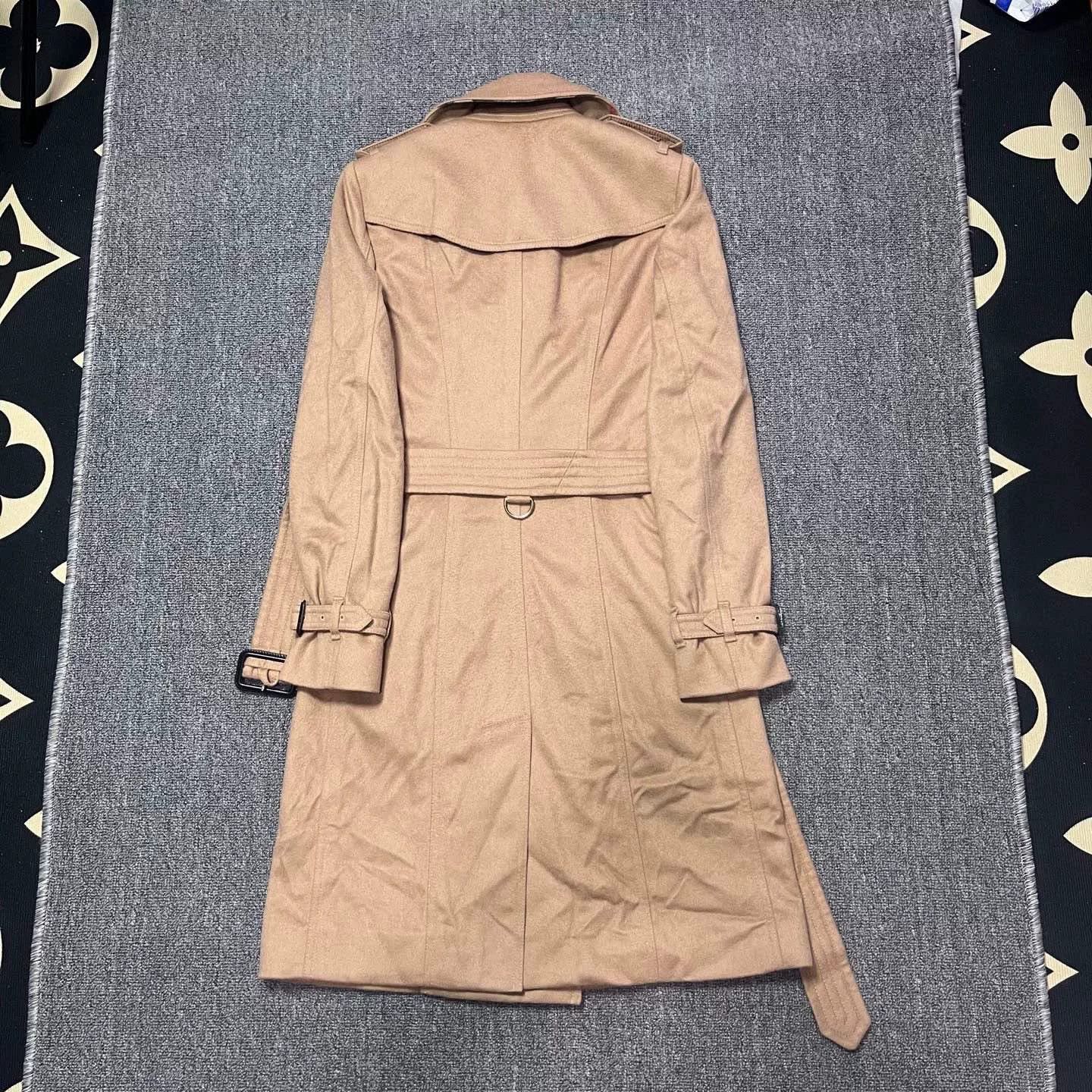 Burberry Burberry Camel Double-Breasted Trench Coat Size US M / EU 48-50 / 2 - 2 Thumbnail