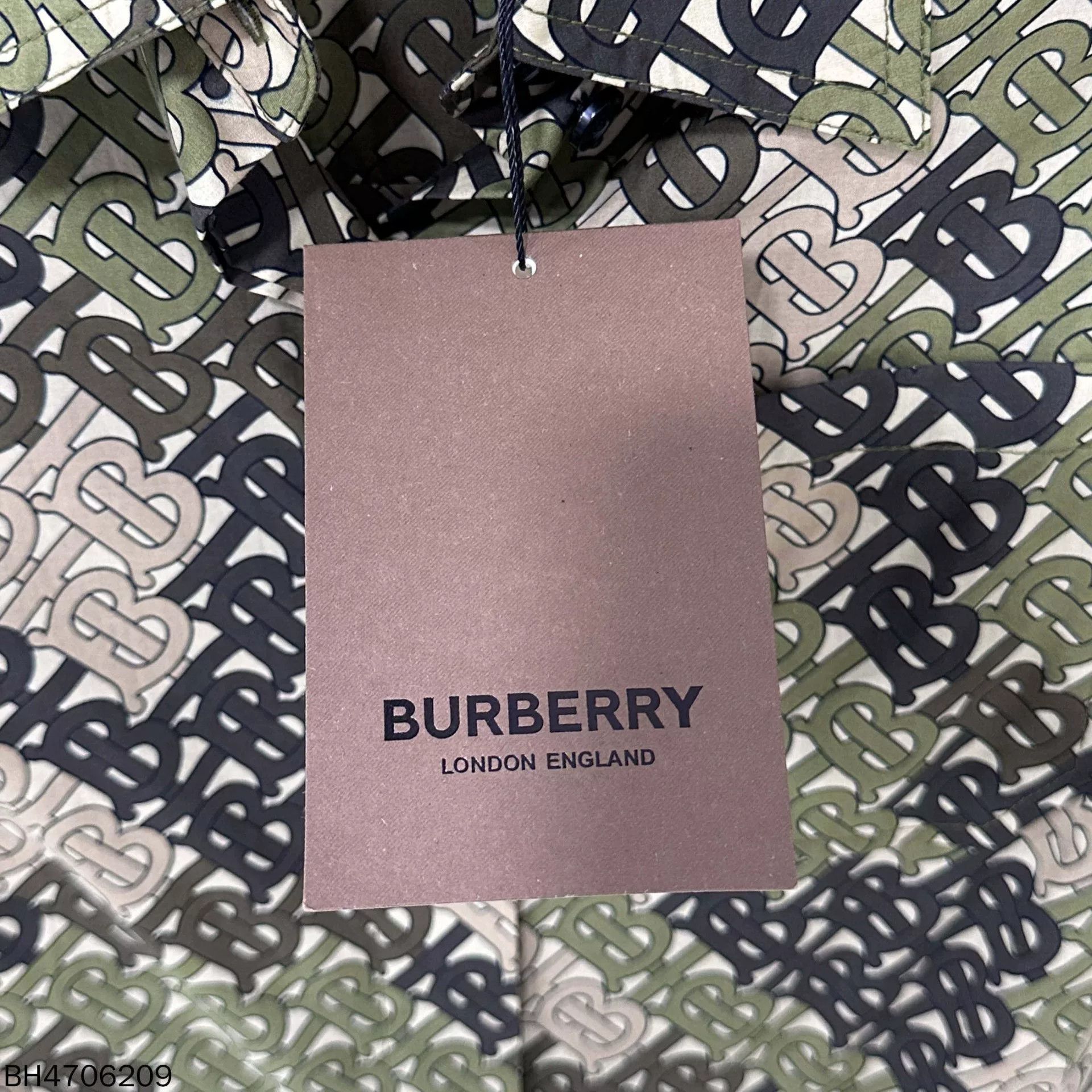 slim fit dress slacks BURBERRY PRORSUM Pre-Fall 2012 Size 8 Green Silk Ruched Evening Dress Gown  – Sui Generis Designer Consignment