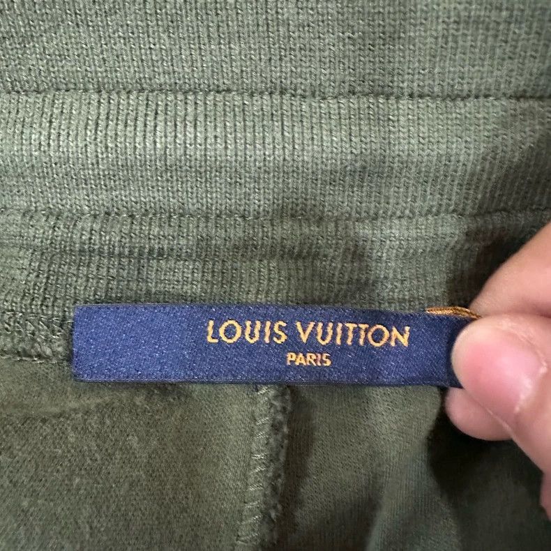 Louis Vuitton Louis Vuitton Metal Logo Sweatpants M Size US 38 / EU 54 - 4 Thumbnail