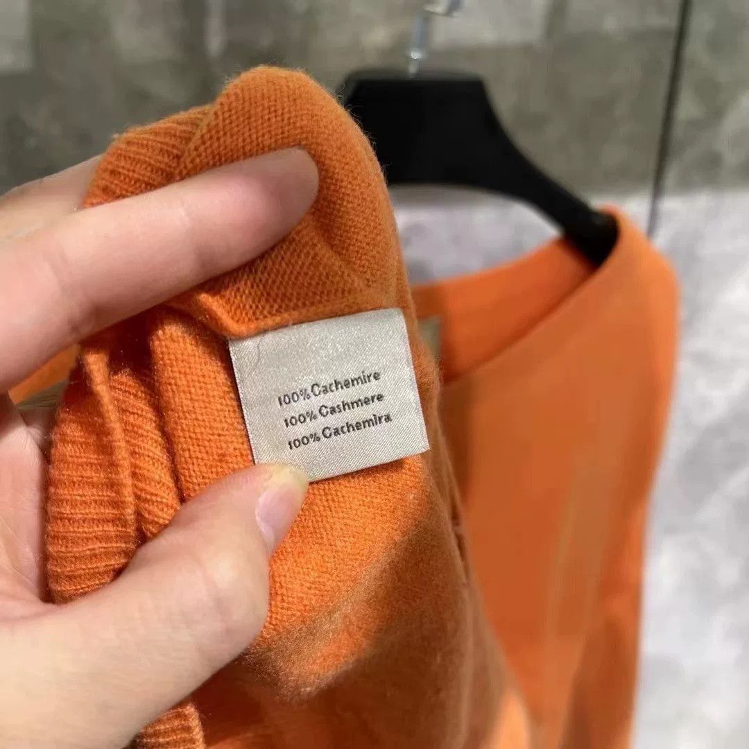 Hermes Hermes Cashmere Sweater Size L Size US L / EU 52-54 / 3 - 3 Thumbnail