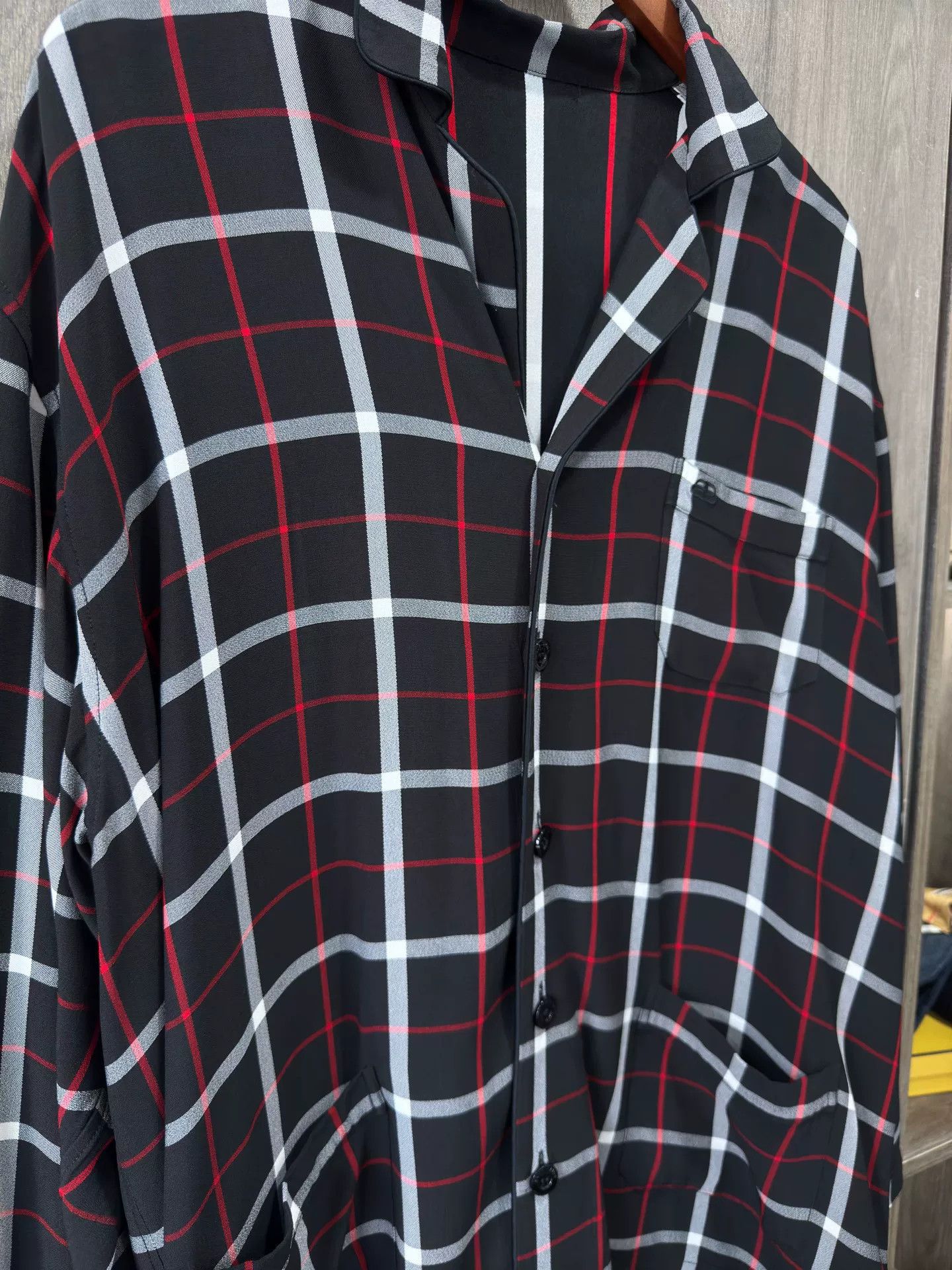 Balenciaga Balenciaga BB Embroidered Check Long Sleeve Shirt Size US S / EU 44-46 / 1 - 6 Thumbnail