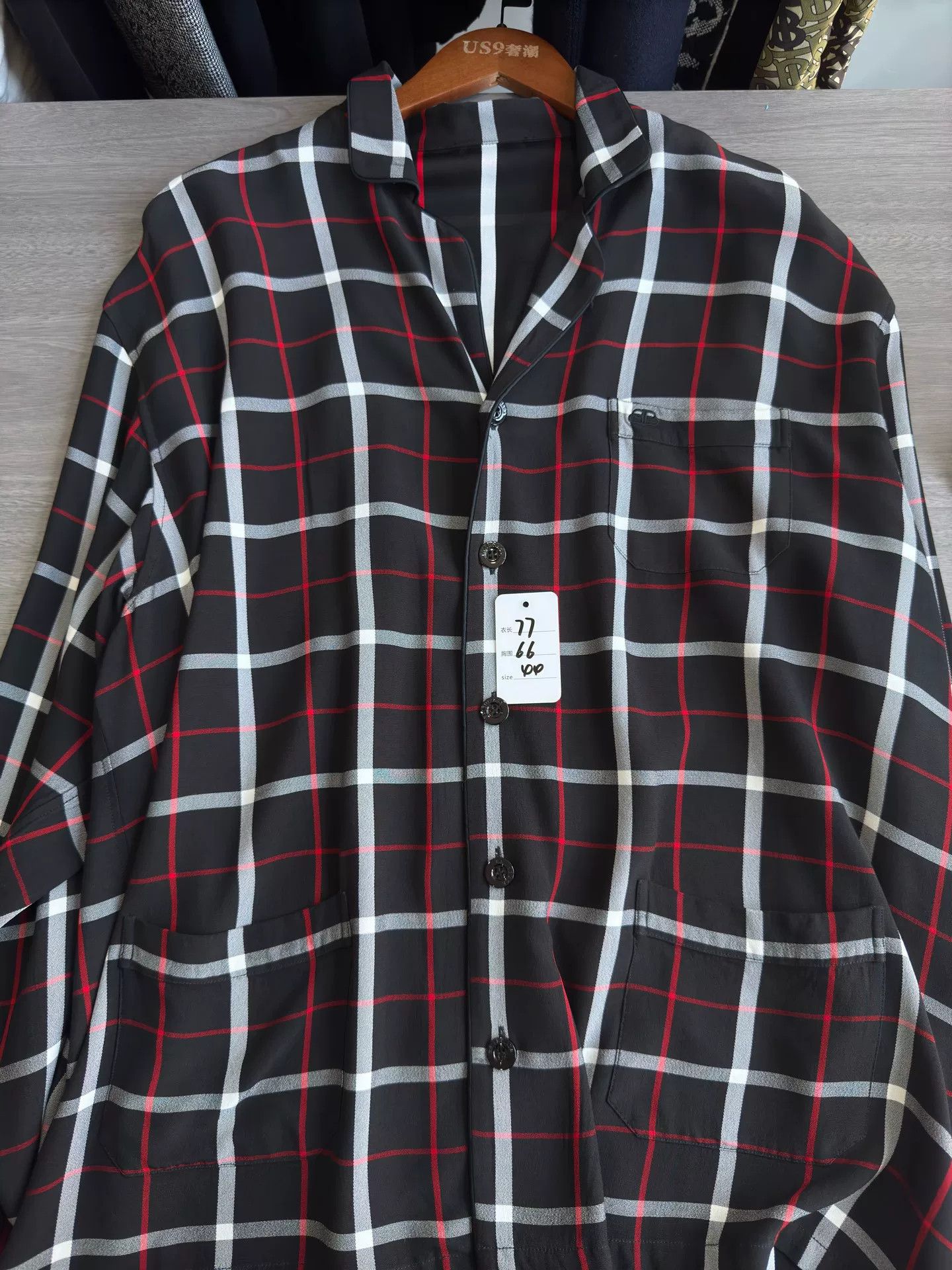Balenciaga Balenciaga BB Embroidered Check Long Sleeve Shirt Size US S / EU 44-46 / 1 - 7 Thumbnail